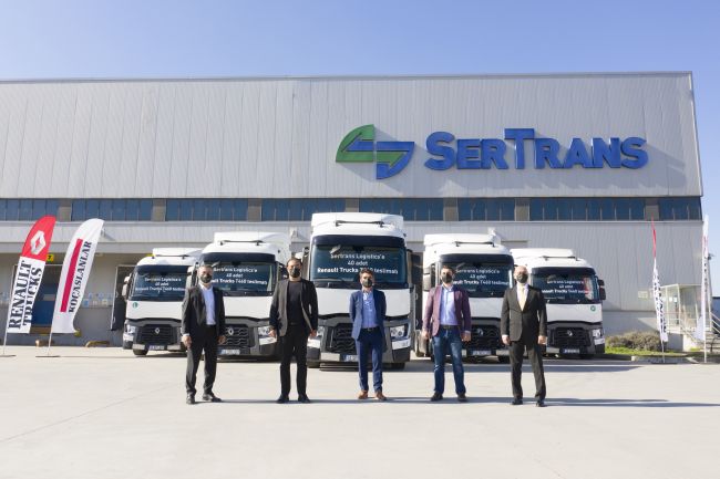 Renault Trucks'den Sertrans'a 40 Adet Çekici Teslimatı